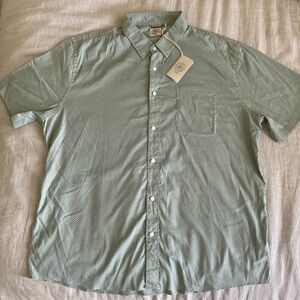 Faherty Short Sleeve Movement Shirt - BRAND NEW!!